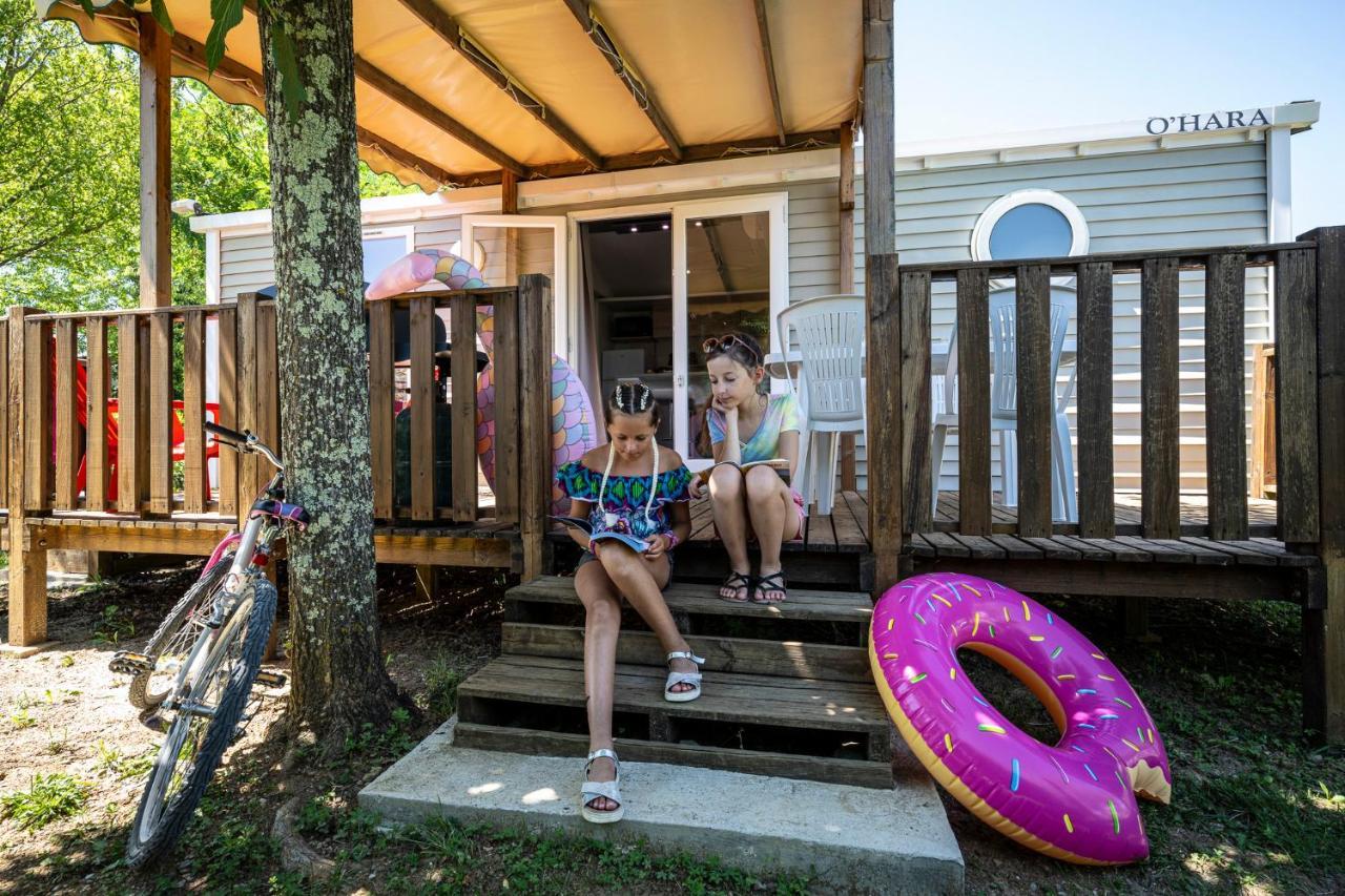 Charmant Camping Familiale 3 Etoiles Vue 360 Plage Piscine A Debordement Empl Xxl Лабом Экстерьер фото