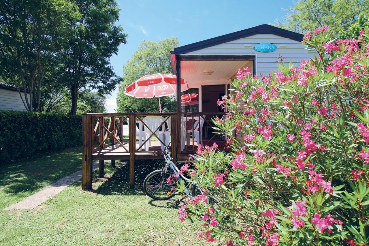 Charmant Camping Familiale 3 Etoiles Vue 360 Plage Piscine A Debordement Empl Xxl Лабом Экстерьер фото